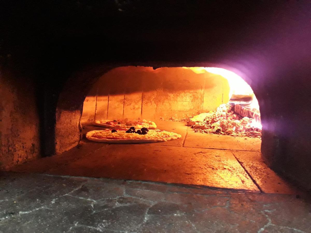 Pizzeria A Penzion Banderas バイエリッシュ・アイゼンシュタイン エクステリア 写真